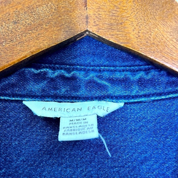 American Eagle - Oversized Dark Denim Button Down Ruffle Western Shirt Size M - Picture 10 of 13